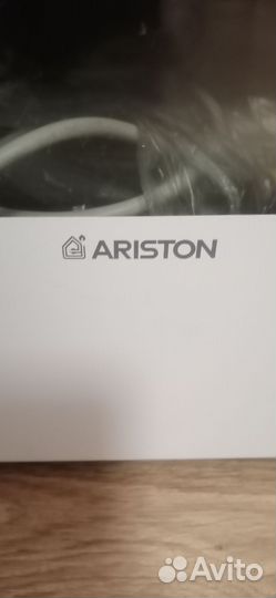 Продам газовый духовой шкаф Ariston