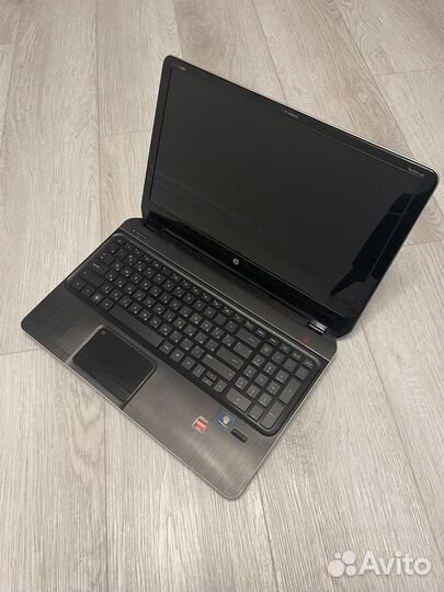 Ноутбук hp 4 ядра, 2 видеокарты 8gb ssd 240gb