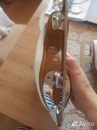 Коньки фигурные