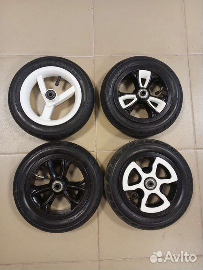 Колесо на детскую коляску