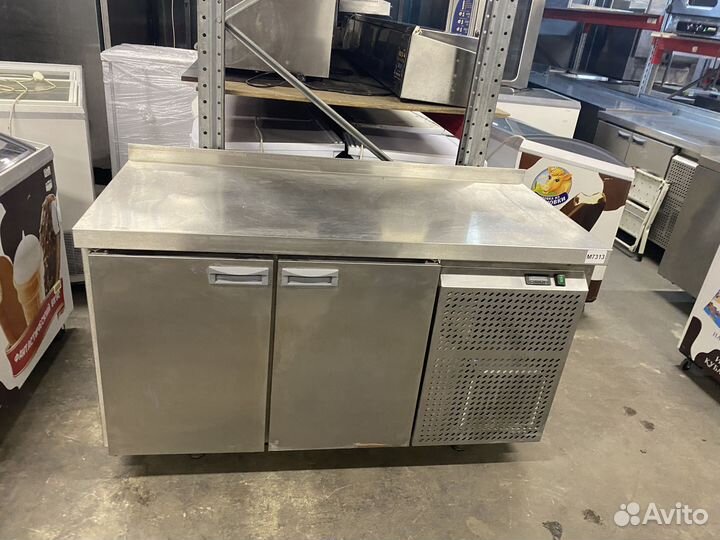 Морозильный стол с бортом