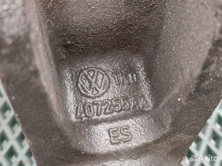 Кулак поворотный передний левый Audi Q3 8U 2.0 CPS