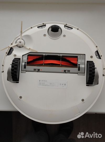 Робот-пылесос Xiaomi Mi Robot Vacuum Cleaner