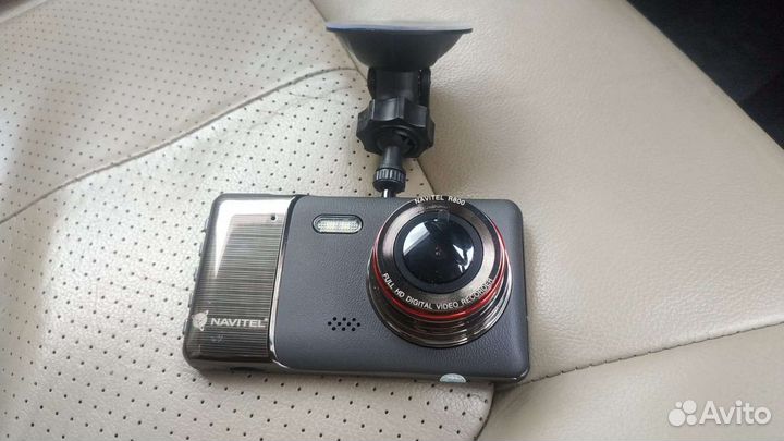 Видеорегистратор Navitel R-800