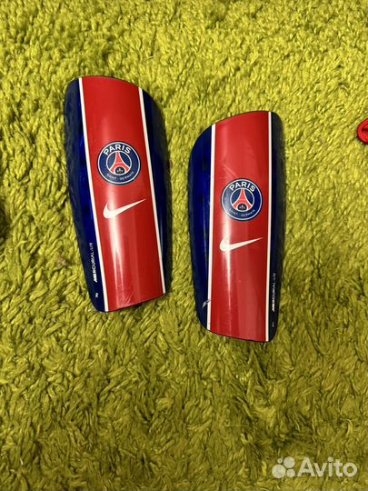 Щитки футбольные nike