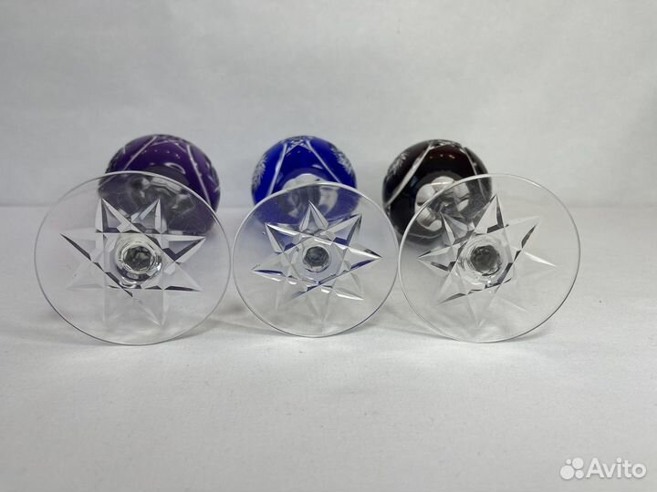 Набор цветных хрустальных бокалов