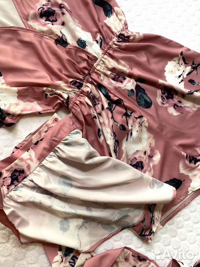 Ромпер комбинезон с шортами размер s 42-44