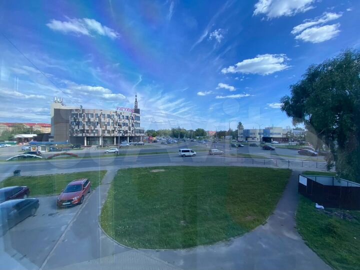 Торговая площадь, 194.7 м²