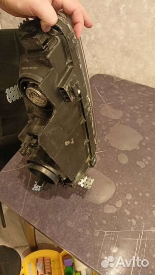 Фара левая Toyota Levin Trueno ae110/ae111