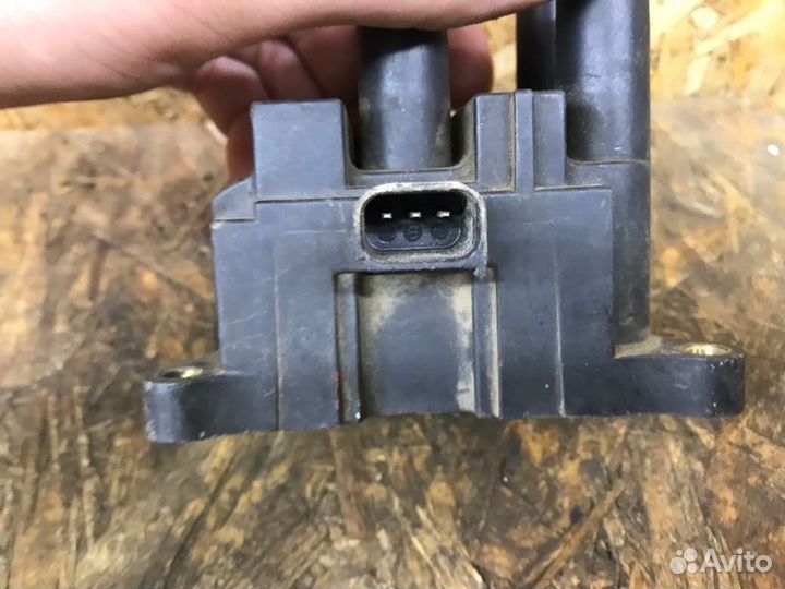 Катушка зажигания Ford Focus 3 седан 1.6 2012