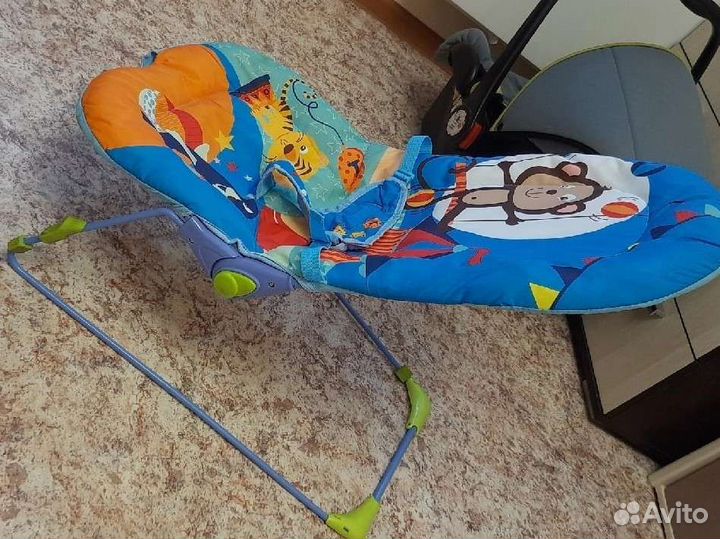 Шезлонг детский