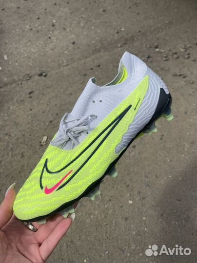 Футбольные бутсы phantom 39