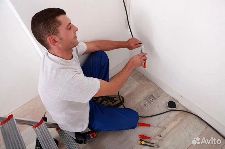 Электрик,замена проводки.работаю сам