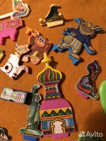 Россыпь плоских фигурок детали киндер