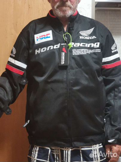 Мотокуртка с защитой