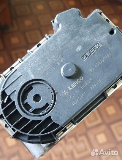 Дроссельная заслонка Hyundai-KIA 35100-2B180