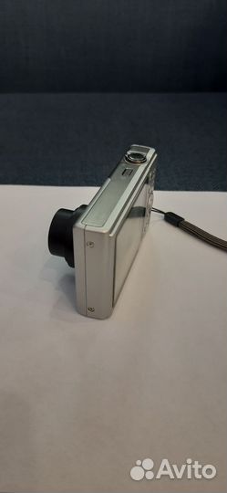 Цифровой фотоаппарат benq LR100