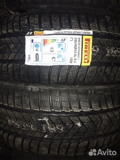 Pirelli Winter Sottozero 3 245/45 R19 и 275/40 R19 105V