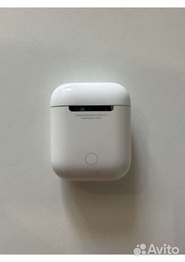 Наушники Apple AirPods