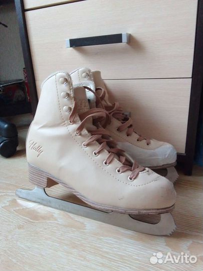 Коньки фигурные