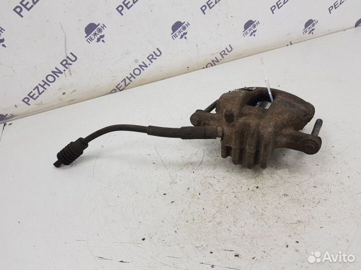 Суппорт тормозной передний левый Peugeot 408