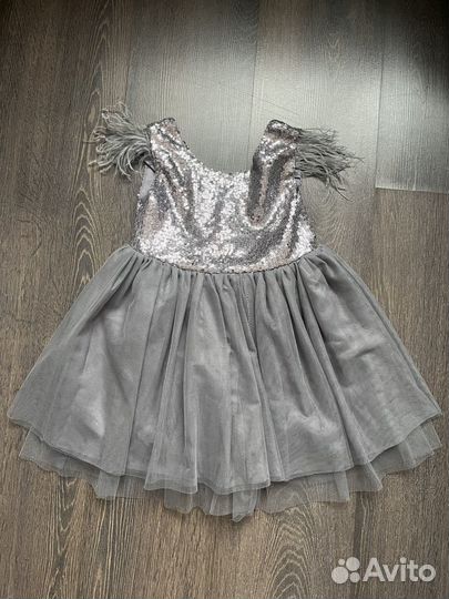 Нарядное платье для девочки 92