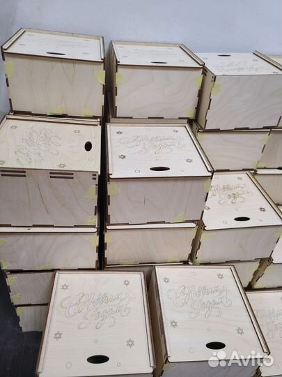 Подарочные коробки для бутылок и подарков