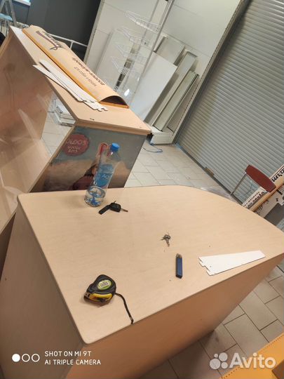 Кассовый стол витрина горка ресепшн