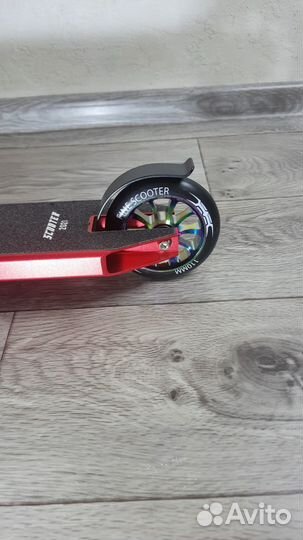 Трюковый самокат