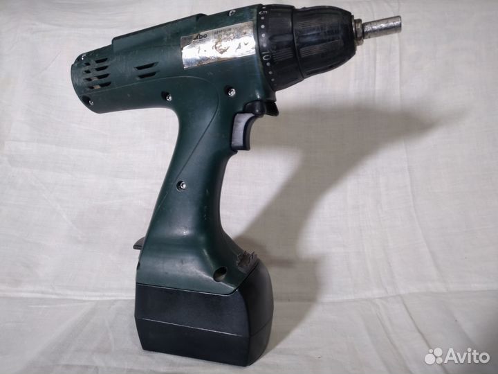 Старый шуруповерт Meтаbо