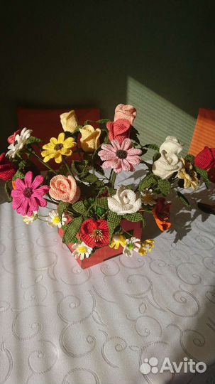 Букеты из цветов крючком