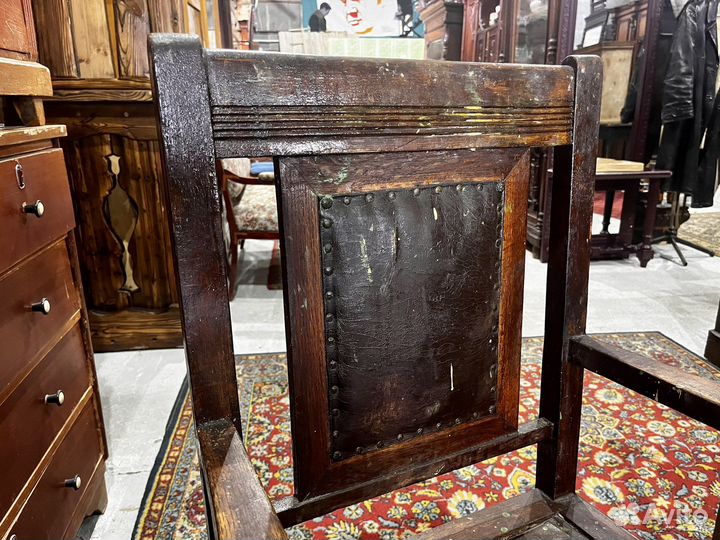 Кресло старинное