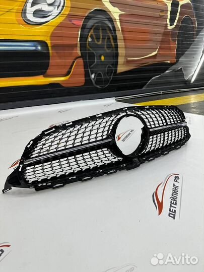 Решетка радиатора под камеру W205 C205 GT AMG