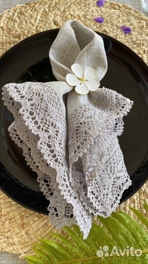 Дорожка на стол с салфетками для сервировки