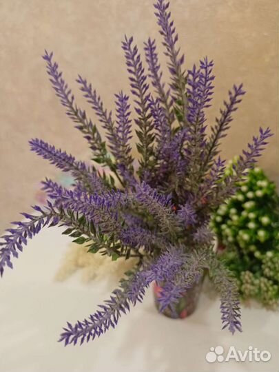 Искусственная зелень: лаванда, мокрица, бамбук