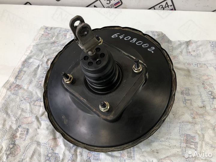 Вакуумный усилитель тормозов Toyota Corolla E100