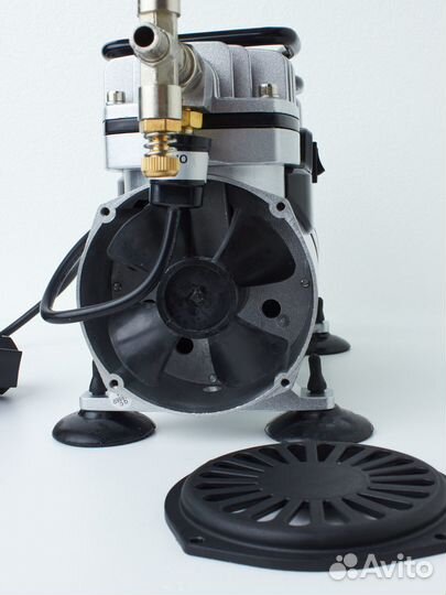 Компрессор аэрационный AF19-2 безмасляный воздушный компрессор с активным охлаждением, до 5.5 бар