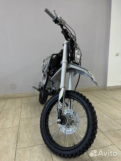 Питбайк Regulmoto five EA (полуавтомат кпп)