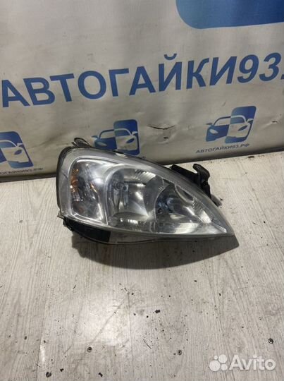 Фара правая Opel Corsa C