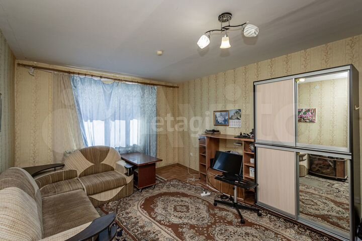 1-к. квартира, 42 м², 1/9 эт.