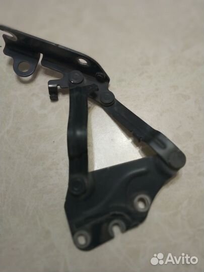 Петли капота volkswagen golf plus 2013