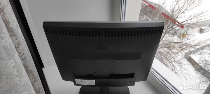 Мониторы Samsung 19