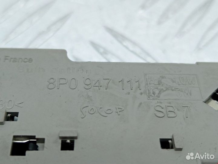 Фонарь салона (плафон) Audi A3 8P/8PA 2-й рест