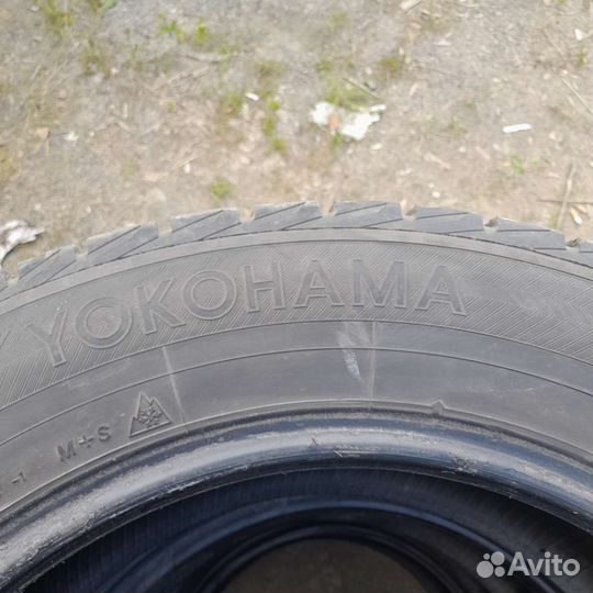 Yokohama Ice Guard IG30 225/60 R17