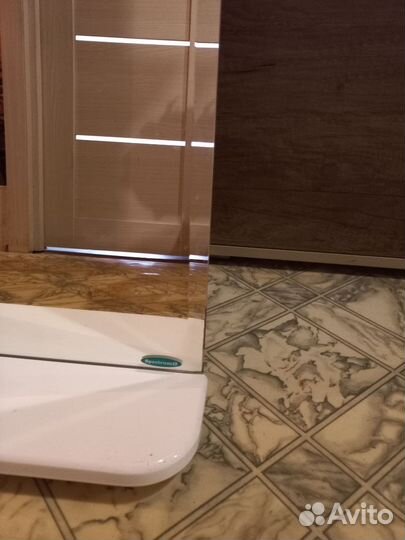 Продаю зеркало со светодиодами