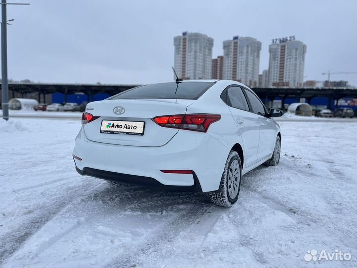 Hyundai Solaris 1.4 AT, 2017, 111 390 км