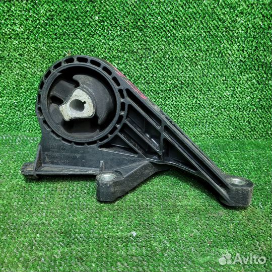 Подушка двигателя левая Chevrolet Cruze J300 F16D3