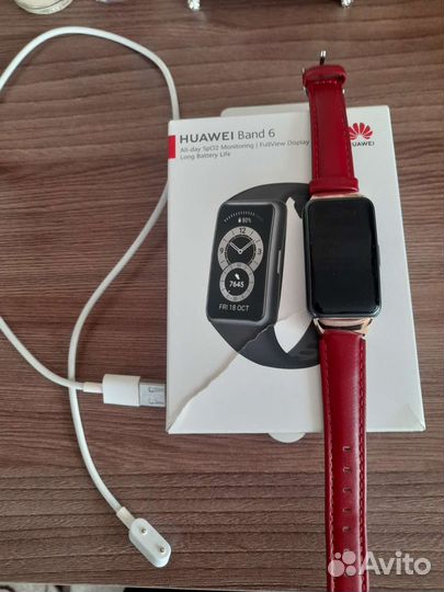 Оригинальные смарт часы huawei band 6