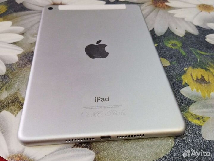 iPad mini 4 128gb cellular