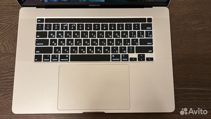 Apple macbook pro 16 2019 i9 16Гб